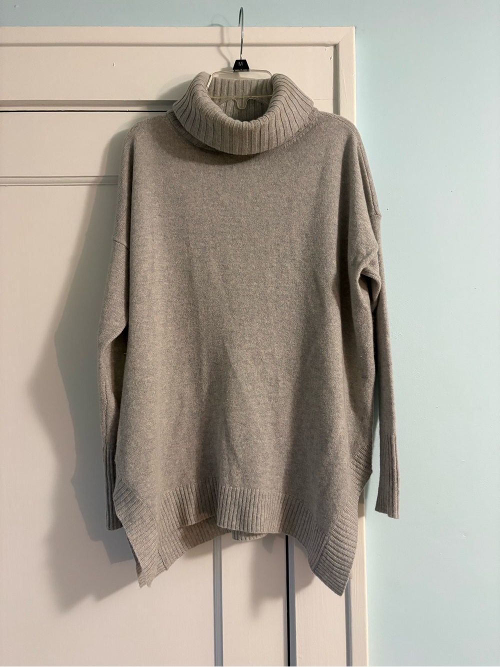 Ann Taylor Gray Cashmere Tunic Turtleneck Oversized Sweater Old Money Luxury